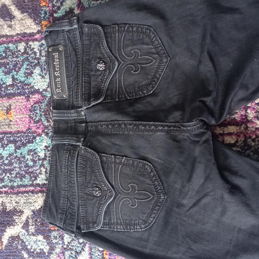 Black flare rock revivals